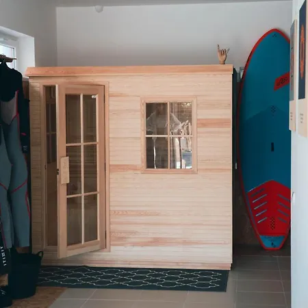 לינה וארוחת בוקר Wellnesshouse