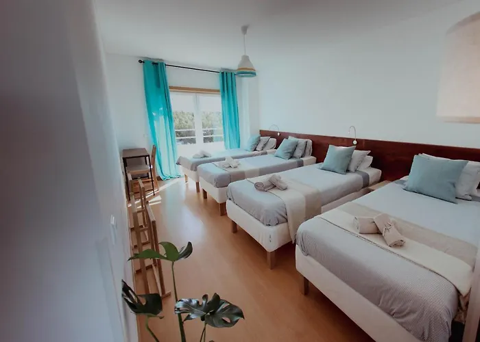 Bed and breakfast Wellnesshouse Atouguia Da Baleia